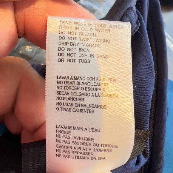 DKNY Donna Karan Swim Top Woman XS Padded Bra Spandex Stretch Bold Geo Stripes - Picture 9 of 15